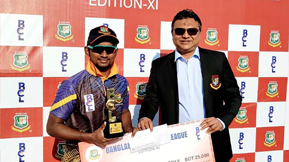 মাশরাফীর রেকর্ড এখন তরুণ হাবিবুরের