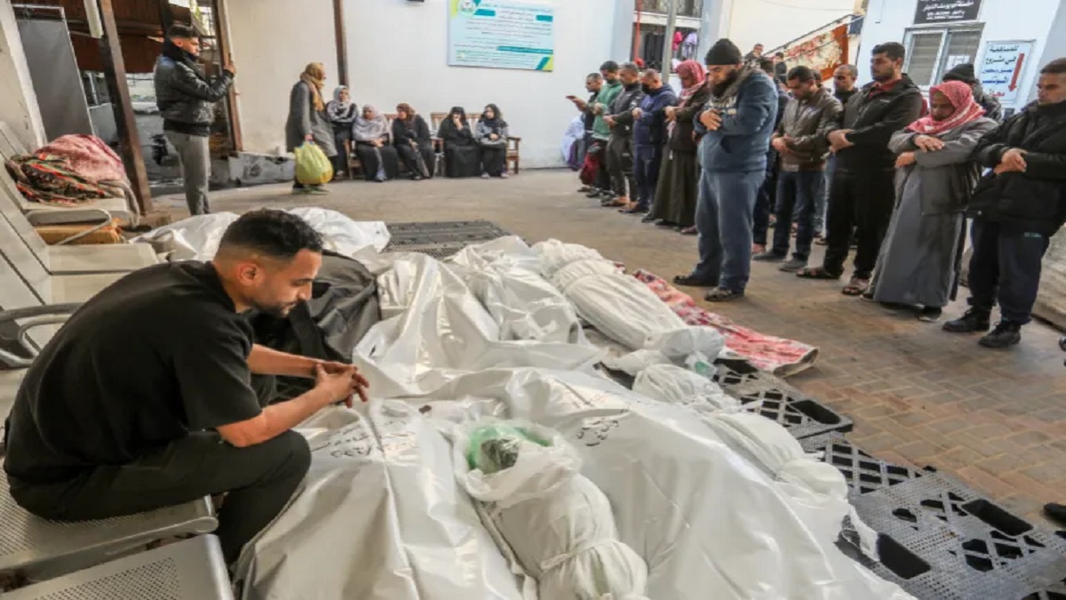 গাজার দক্ষিণাঞ্চলে হামলা জোরদার করছে ইসরায়েল