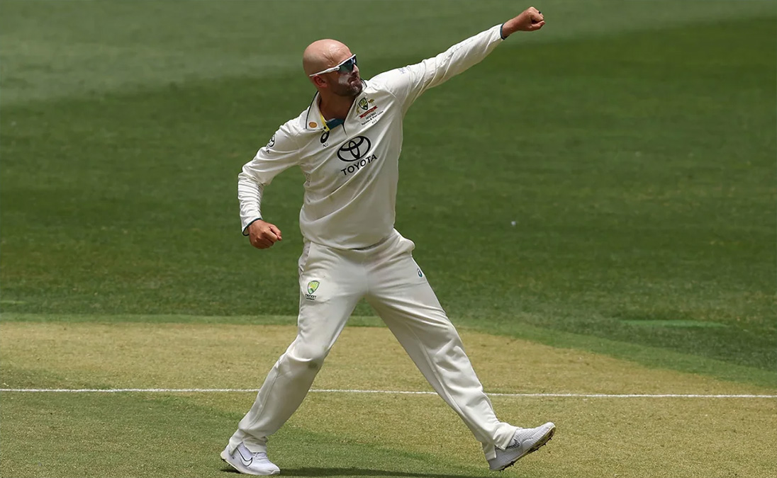 ৫০০ উইকেটের এলিট ক্লাবে লায়ন