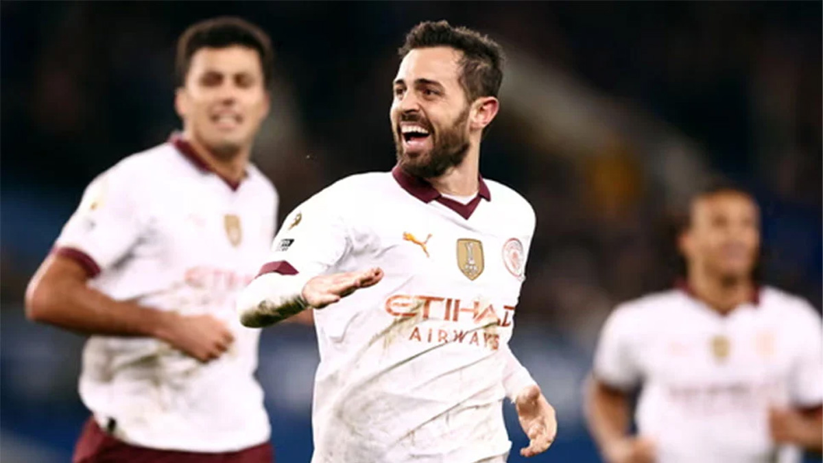 এভারটনকে হারিয়ে শীর্ষ চারে ম্যান সিটি