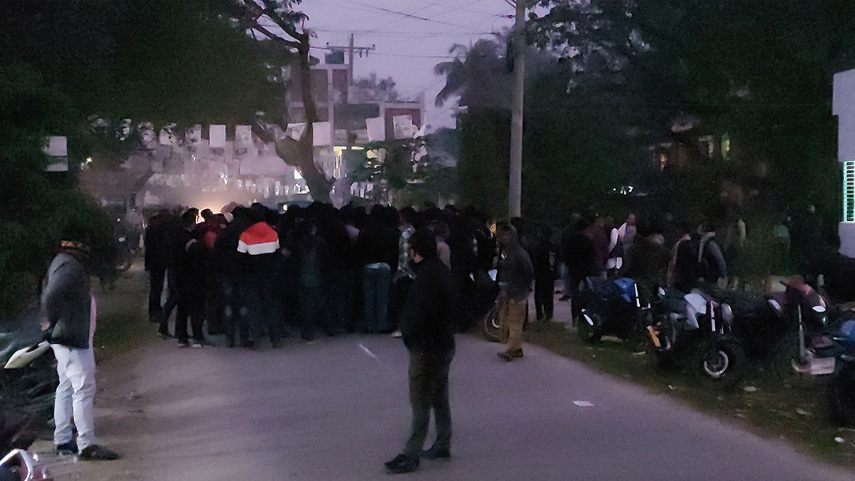 স্বতন্ত্র প্রার্থীর সমর্থকদের ওপর নৌকার সমর্থকদের হামলার অভিযোগ