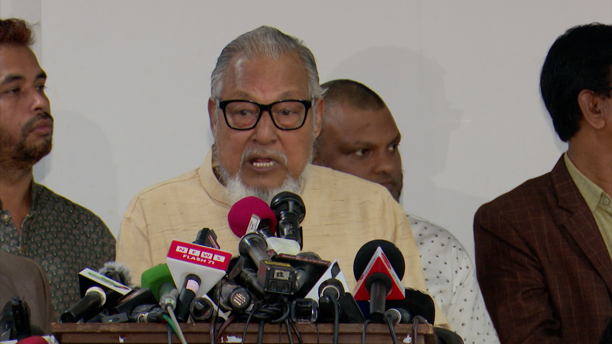 আমি-ডামি নির্বাচন করে লাভ হবে না: নজরুল ইসলাম খান