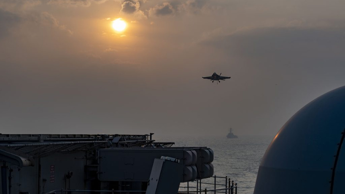 হুতিদের রুখতে যুক্তরাষ্ট্রের নেতৃত্বাধীন ১০ দেশের জোট