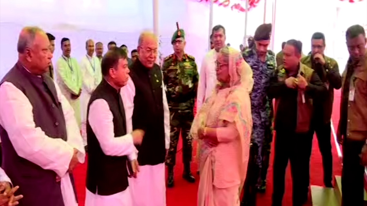 কোটালীপাড়ায় গেলেন আওয়ামী লীগ সভাপতি