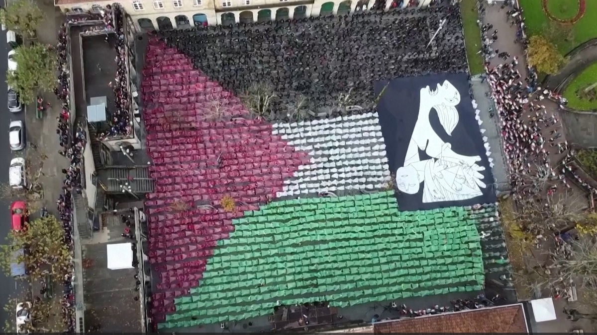 ফিলিস্তিনের পক্ষে দেশে দেশে বিক্ষোভ