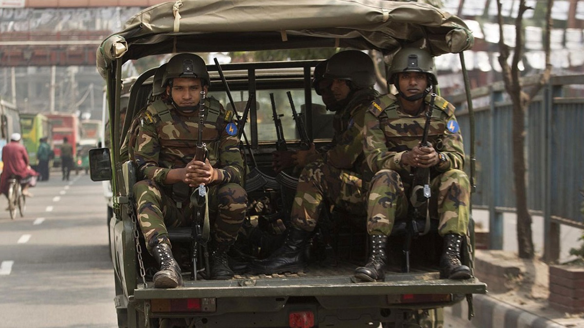 ভোটে সশস্ত্র বাহিনী মোতায়েন চায় ইসি