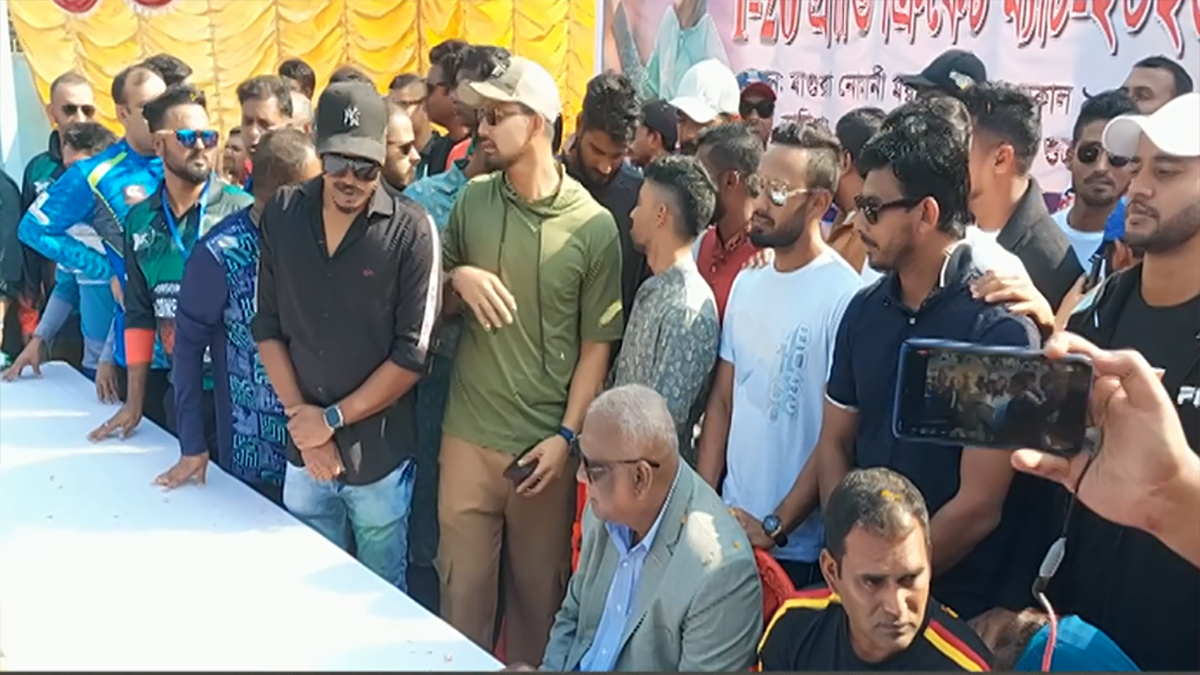 সাকিবের নির্বাচনী প্রচারণায় ক্রিকেটার-কোচরা