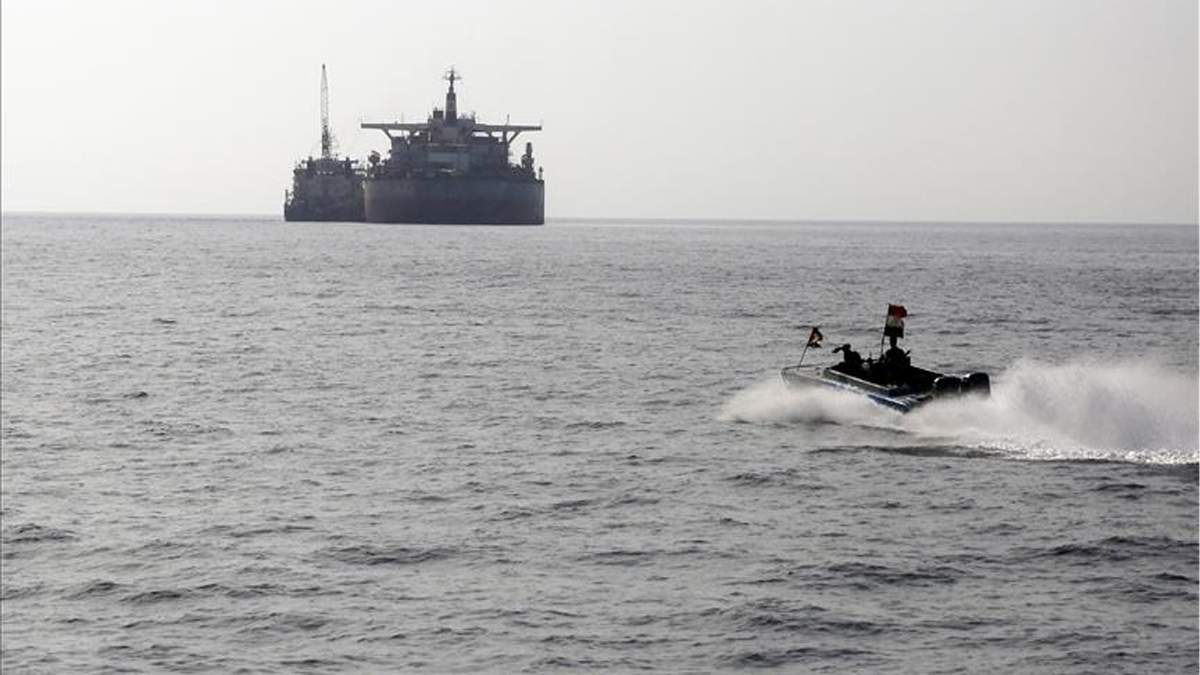 লোহিত সাগরে বহুজাতিক টহলে অংশ নিতে তোপের মুখে স্পেনের প্রধানমন্ত্রী