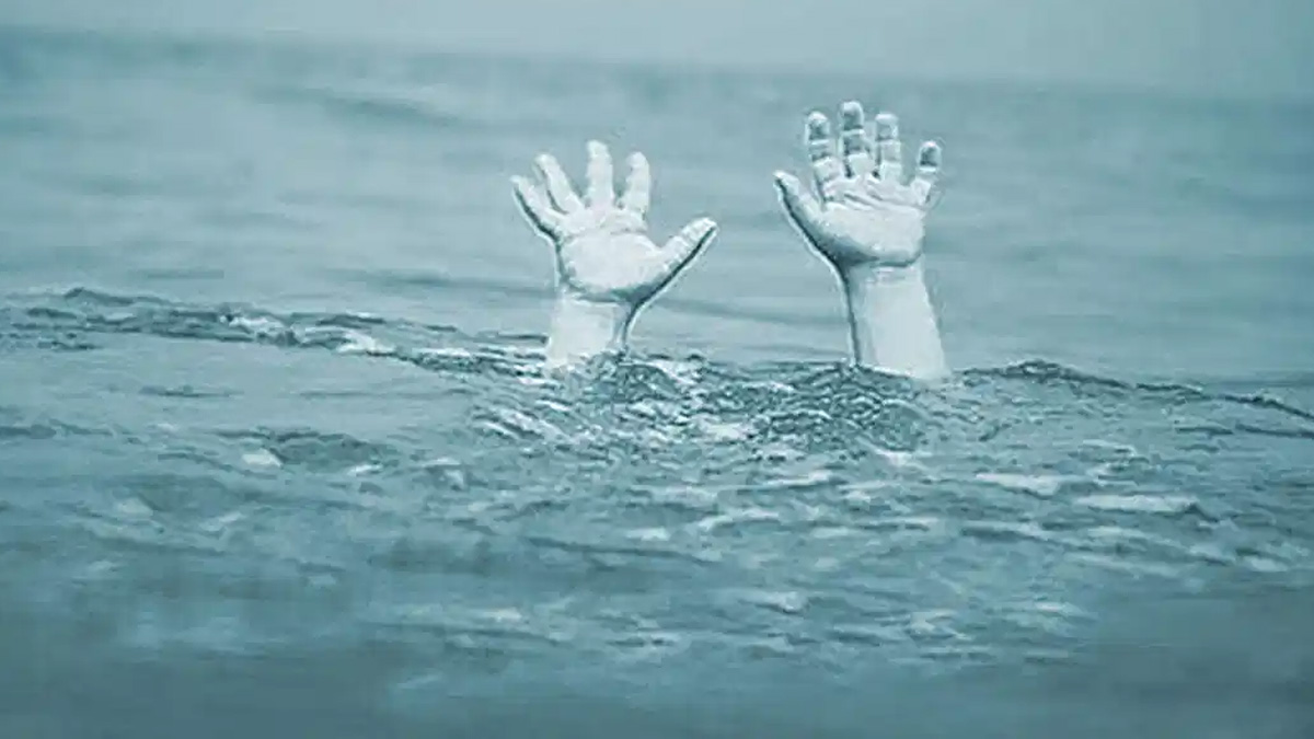 মৌলভীবাজারে পানিতে ডুবে যমজ শিশুর মৃত্যু, সন্দেহের তীর মায়ের দিকে