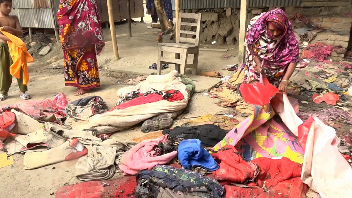 চাচার দেয়া পেট্রোলের আগুনে শিশুর মৃত্যু, মৃত্যুশয্যায় মা