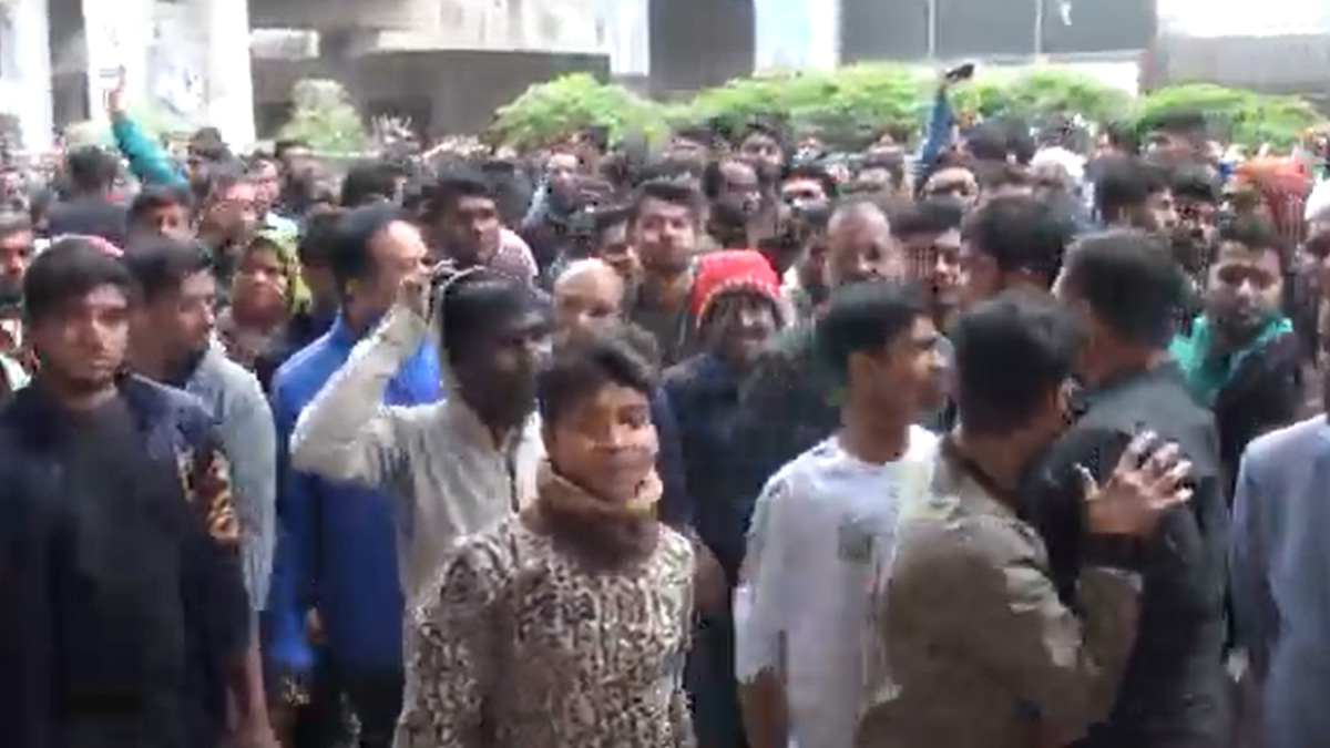 ইজতেমায় অস্থায়ী দোকান বসানো নিয়ে দুই পক্ষের হাতাহাতি