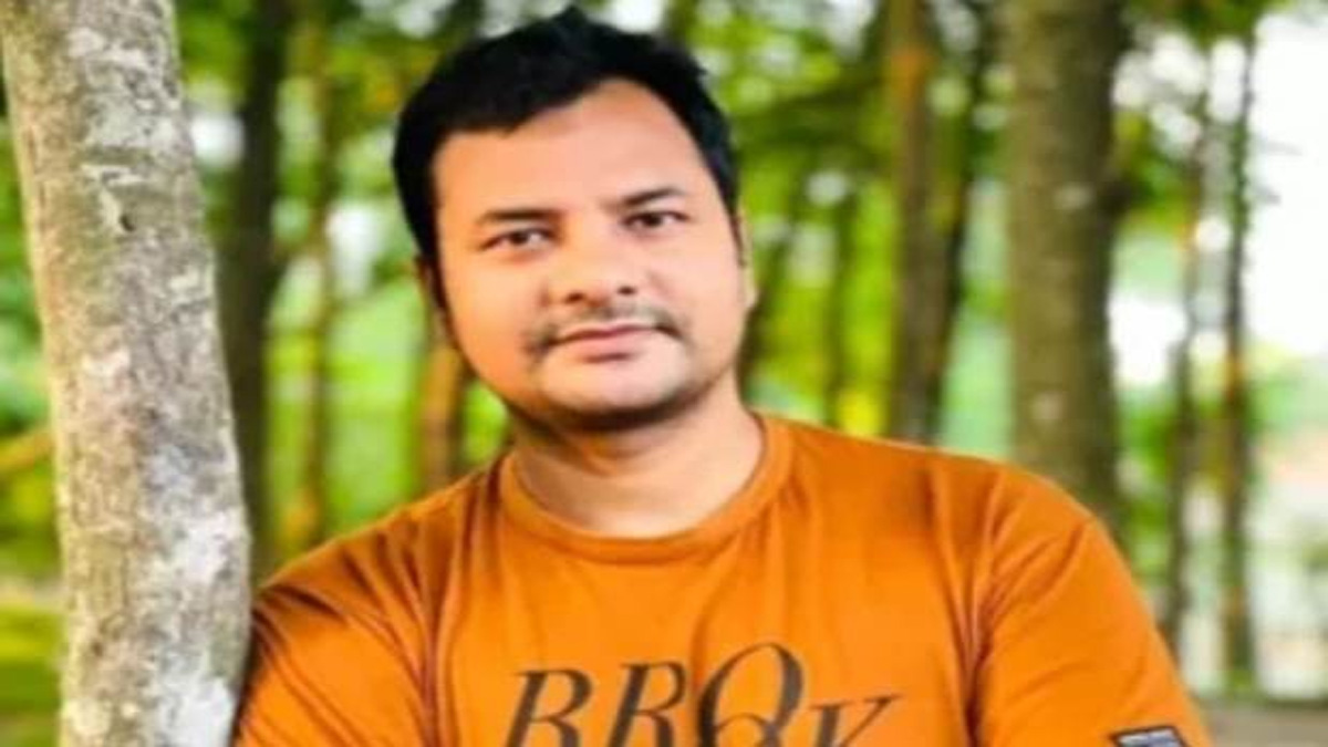 নিজ গ্রামে পৌঁছেছে যুক্তরাষ্ট্রে দুর্বৃত্তের গুলিতে নিহত আবিরের মরদেহ