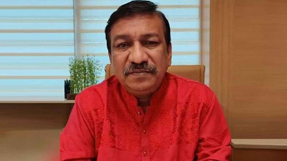 আলেশা মার্টের চেয়ারম্যান গ্রেফতার