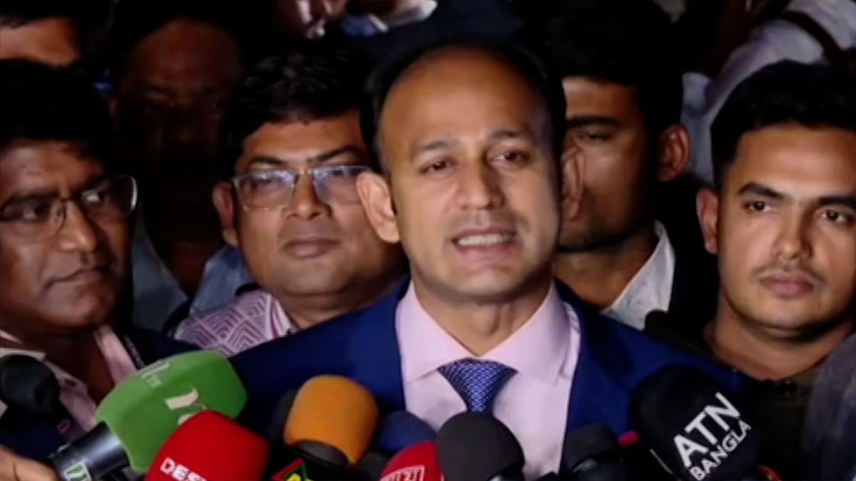 ব্যারিস্টার সুমনকে ‘ফেসবুকের এমপি’ বললেন শেখ হাসিনা