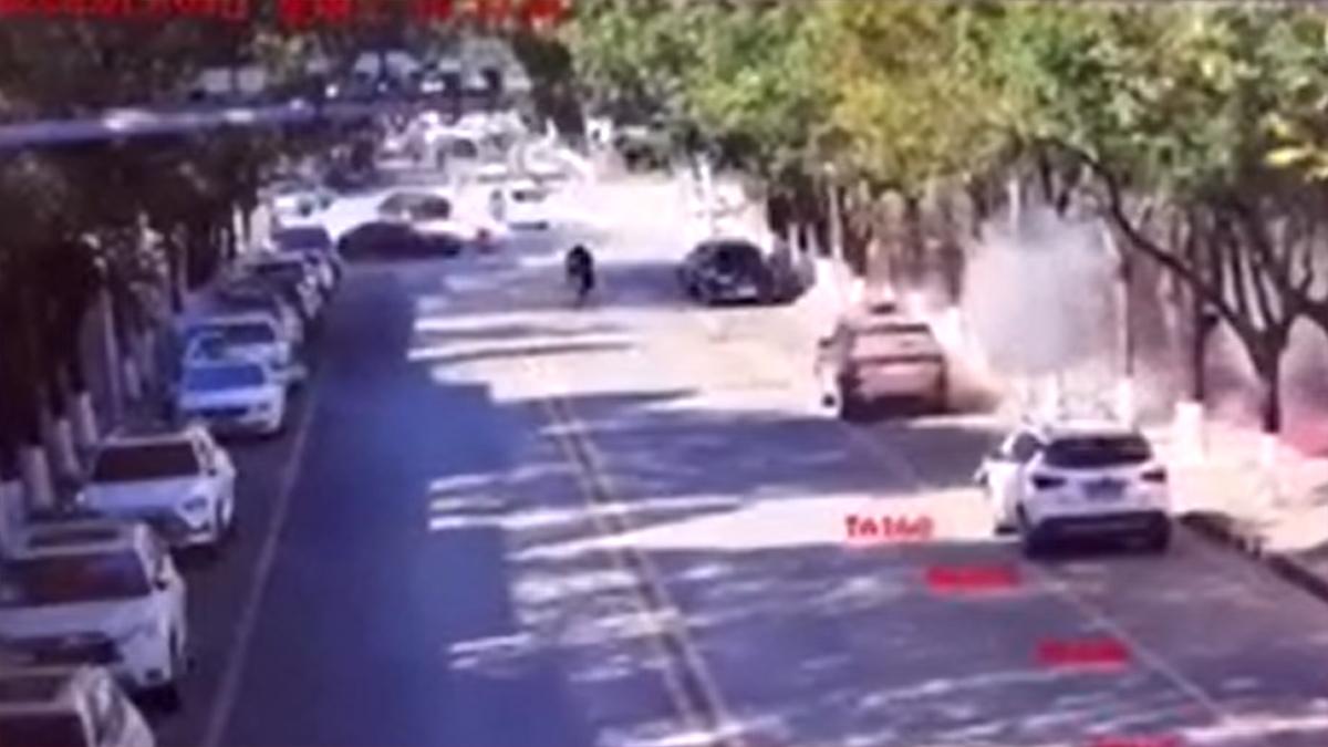 মিয়ানমারের ছোঁড়া গোলায় ৫ চীনা আহত, কড়া প্রতিক্রিয়া বেইজিংয়ের