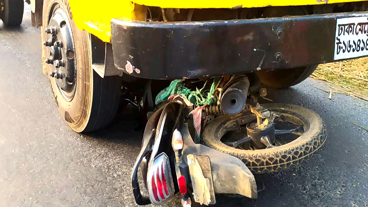 মেয়ের শ্বশুরবাড়ি যাচ্ছিলেন, পথেই মৃত্যু বাবার