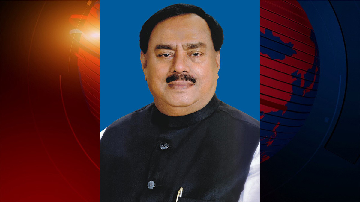 বড় ব্যবধানে জিতলেন খাদ্যমন্ত্রী