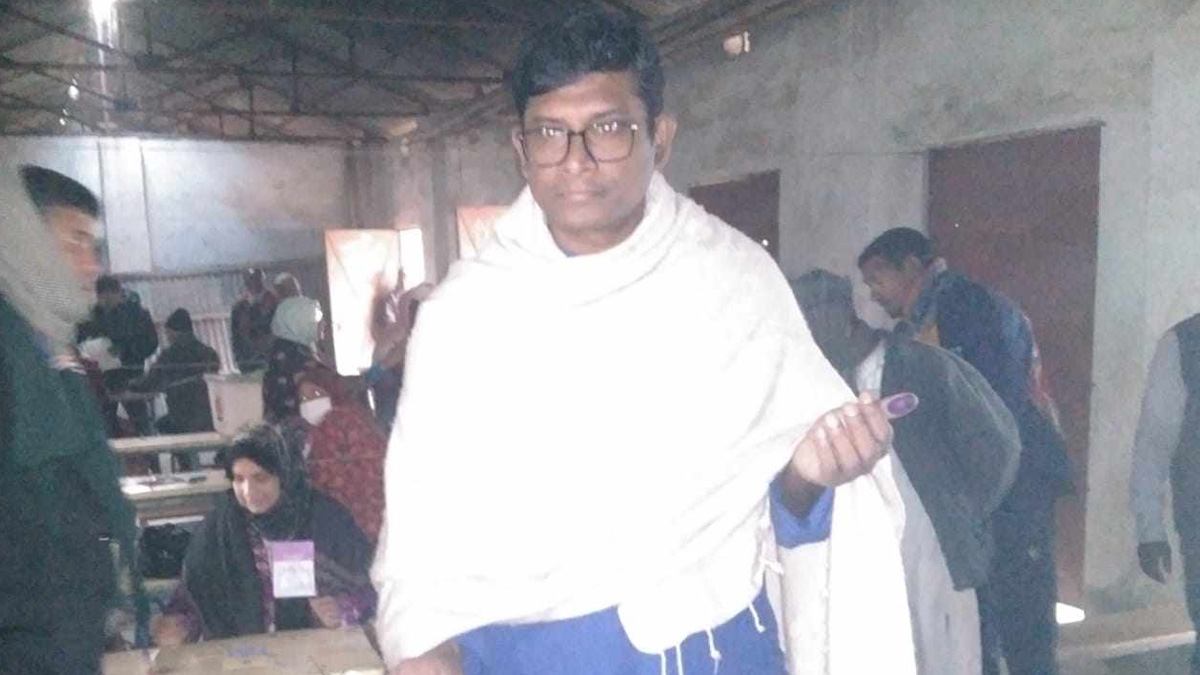 ভোট দিলেন ব্যারিস্টার শামীম
