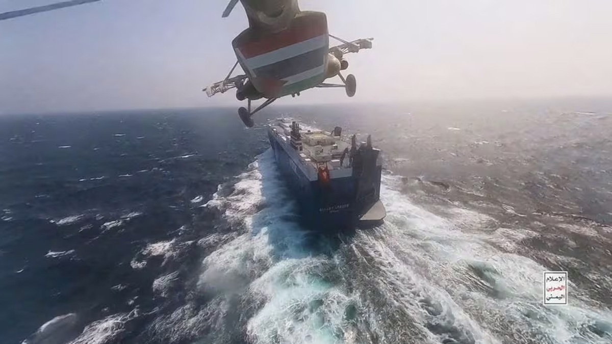 আবারও হামলা হুতিদের, ক্ষয়ক্ষতি না হওয়ার দাবি ওয়াশিংটনের