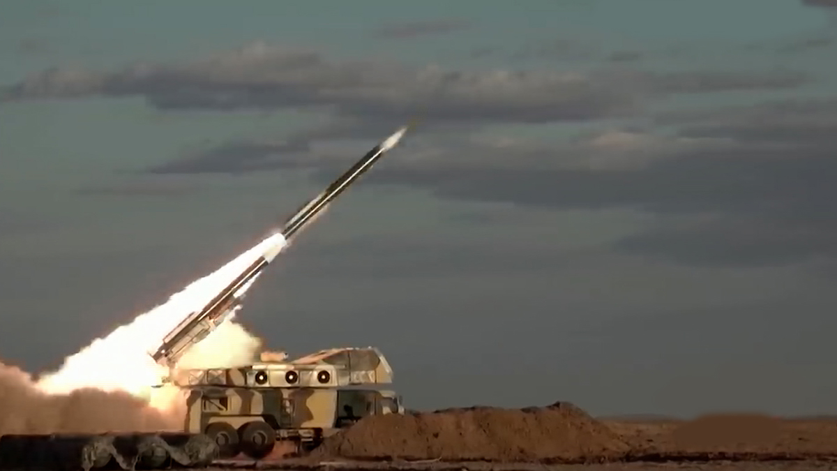 ইরান-পাকিস্তান উত্তেজনা তুঙ্গে