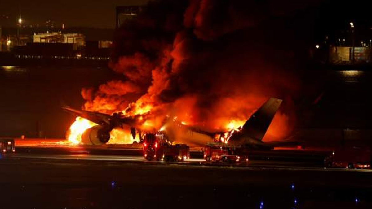 জাপানে এবার ৩শ’র বেশি যাত্রী বহনকারী বিমানে আগুন