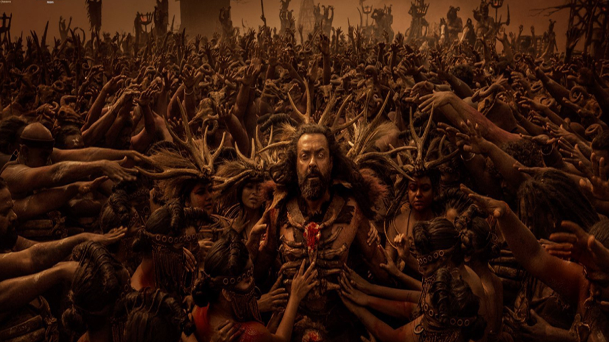 ভয়াবহ চেহারায় বড় পর্দায় ফিরছেন ববি