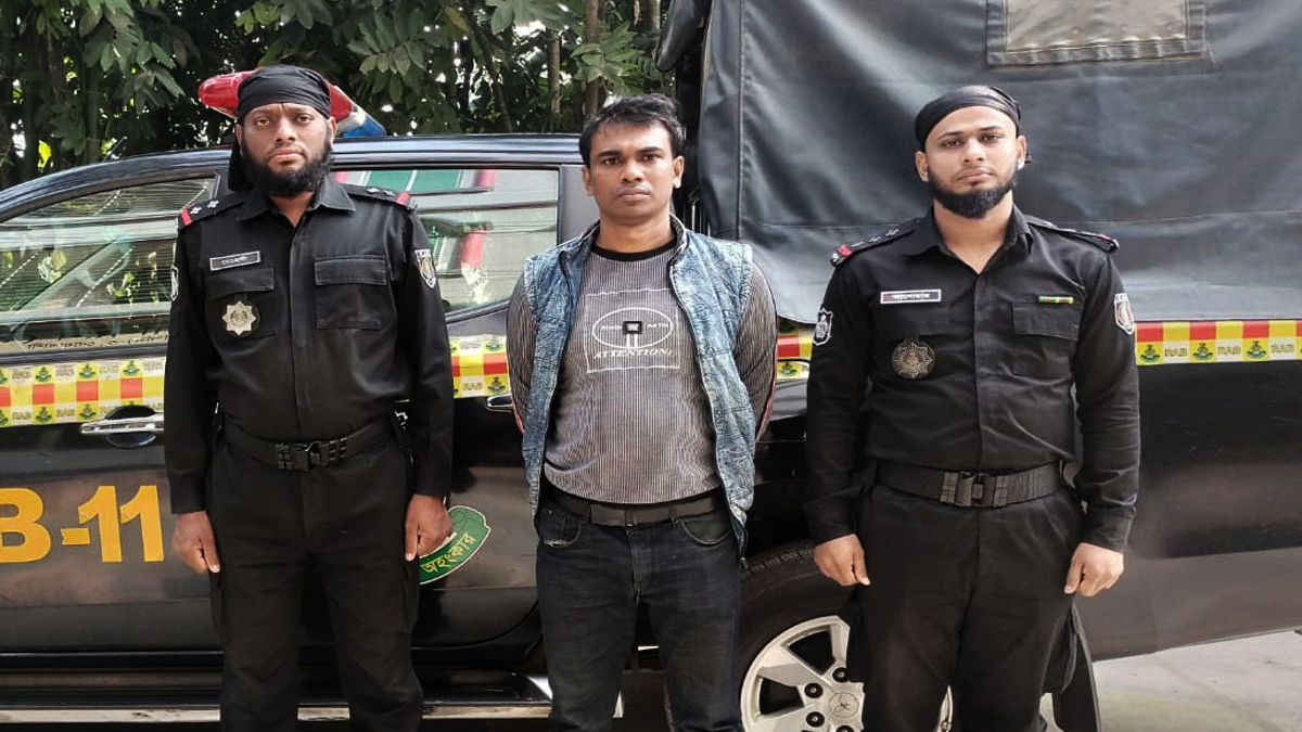 অন্তঃসত্ত্বা গৃহবধূকে ধর্ষণ মামলায় শ্রমিক লীগ নেতা গ্রেফতার