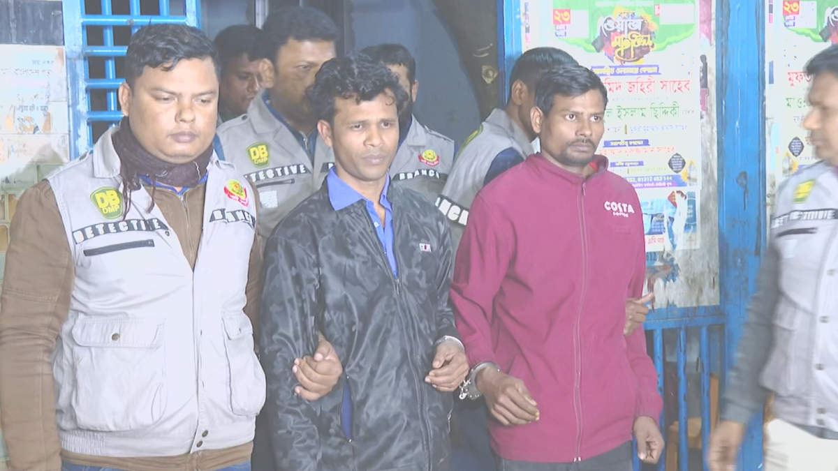 রাজধানীর কাফরুলে হাতবোমাসহ আটক ২