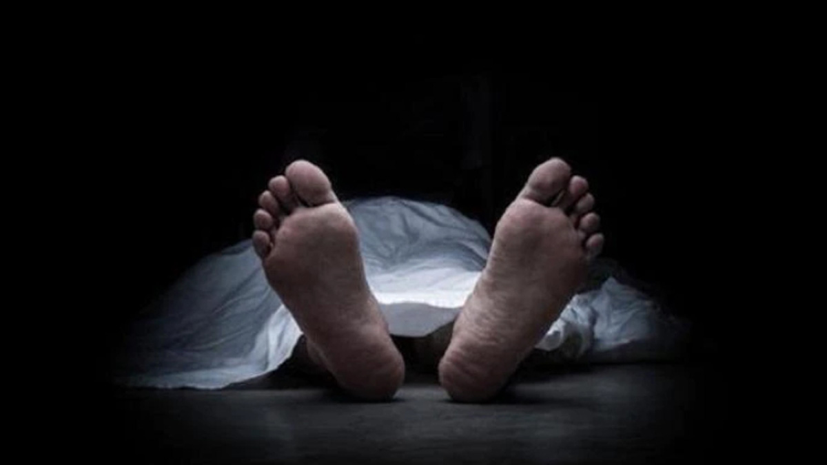 নেত্রকোণায় নিজ বাসা থেকে হাত-পা বাঁধা অবস্থায় বৃদ্ধার লাশ উদ্ধার