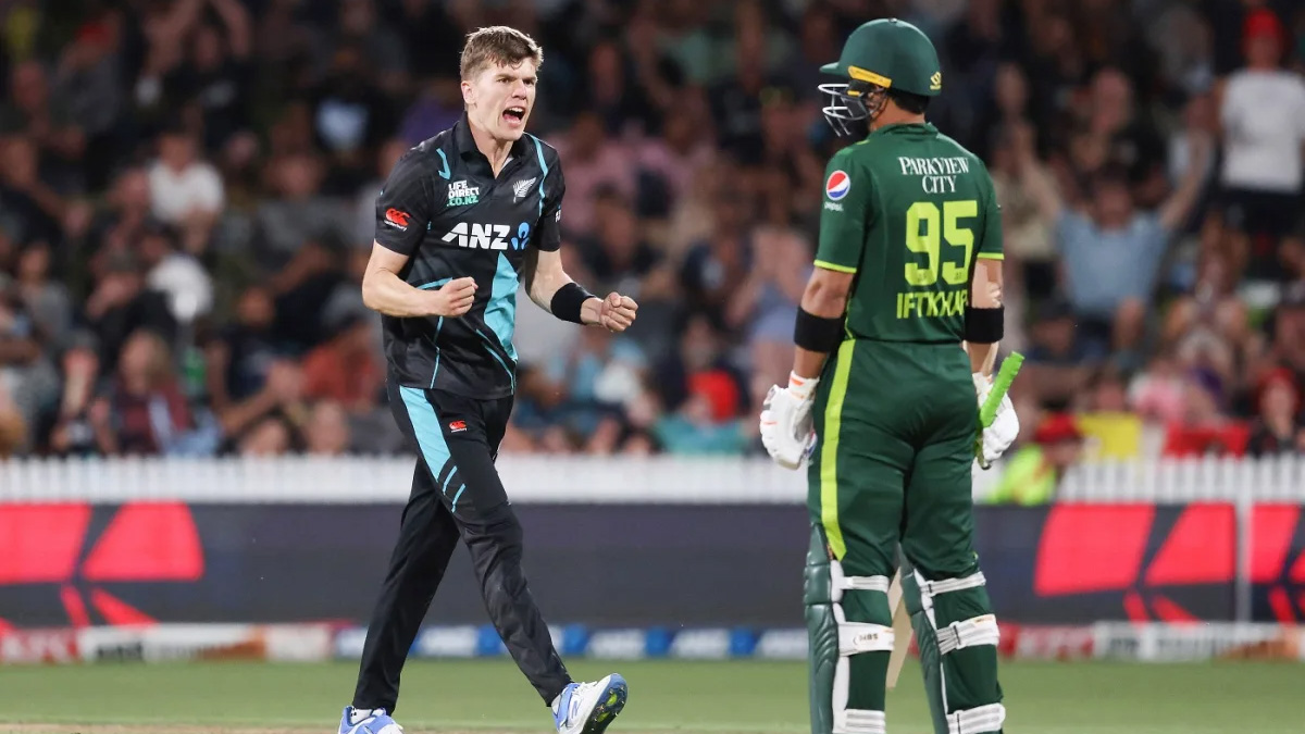 বাবর-ফখরের ফিফটিকে ম্লান করে কিউইদের টানা দ্বিতীয় জয়