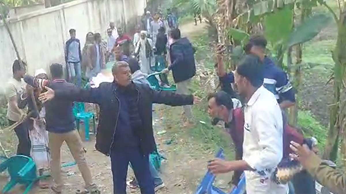 পটুয়াখালীতে লাঙ্গলের সমর্থকদের ওপর আ. লীগ নেতার হামলা, আহত ৫