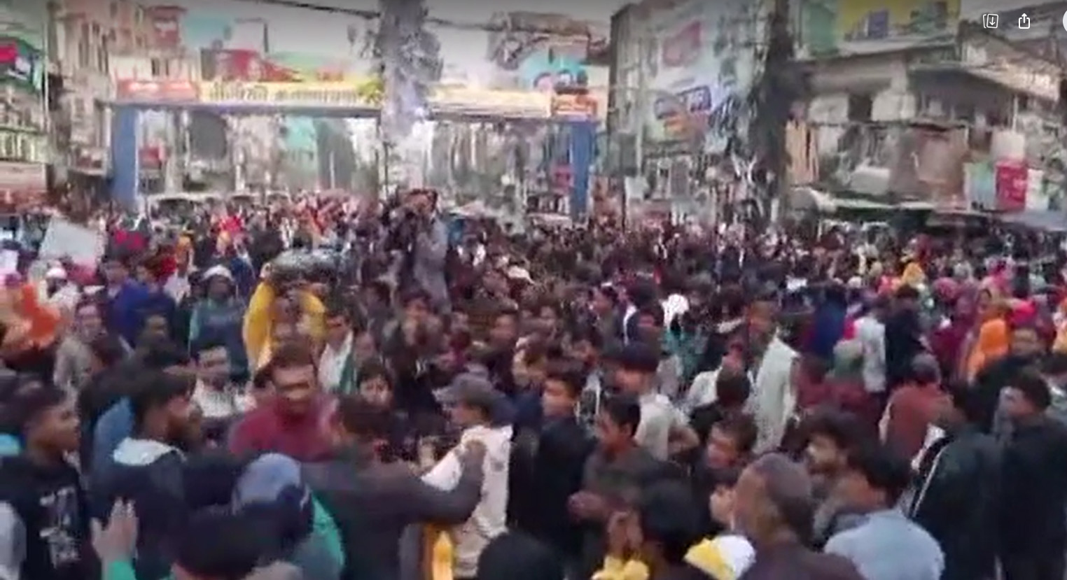 রাজশাহীতে নৌকার সমর্থকদের ওপর হামলা