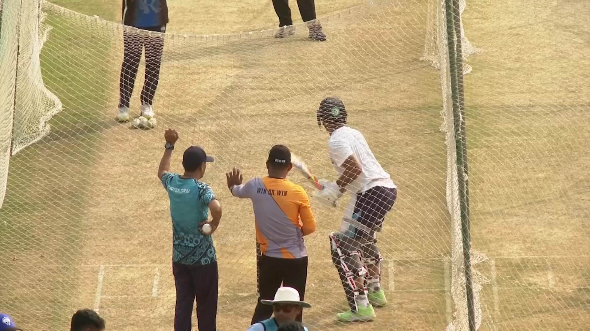 সাকিবের অনুশীলনে এসে পরামর্শ দিলেন কোচ সালাউদ্দিন