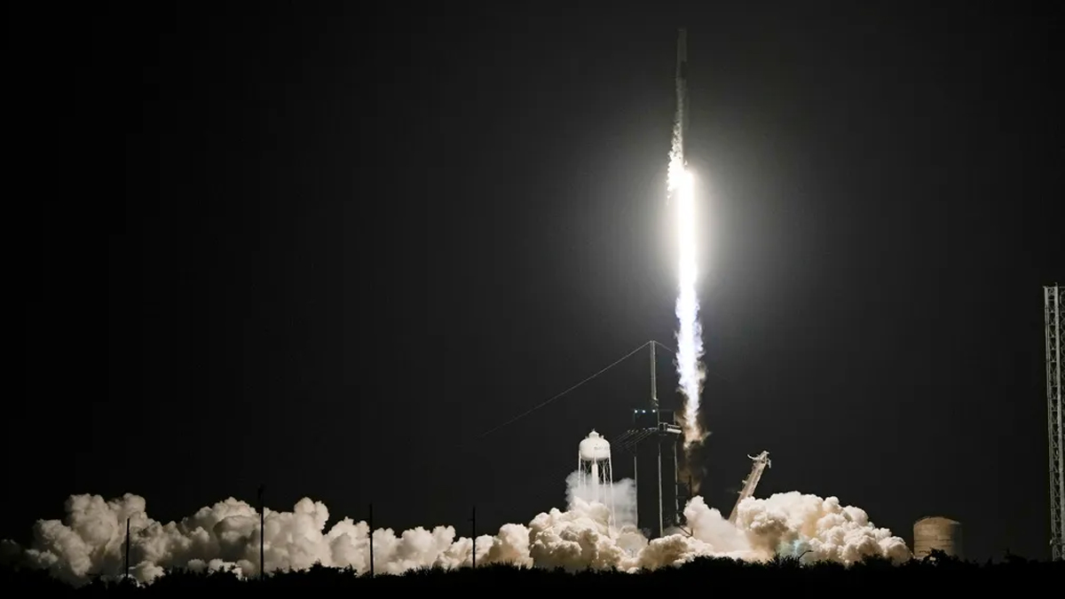 ২৩টি স্যাটেলাইট উৎক্ষেপণ করলো স্পেস এক্স