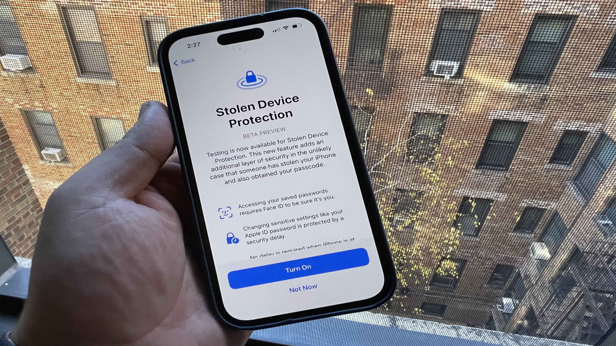 চোর থেকে সুরক্ষায় ‘নিরাপত্তা আপডেট’ নিয়ে এলো অ্যাপল