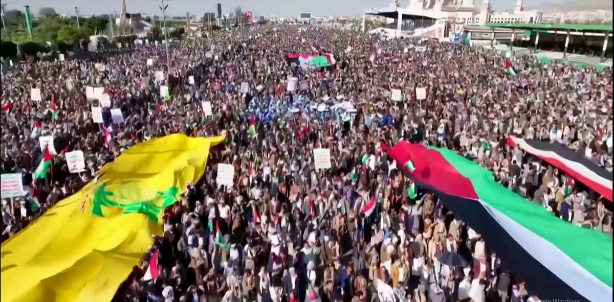 ইয়েমেনে পশ্চিমাদের হামলা, মধ্যপ্রাচ্যে আরও উত্তপ্ত হওয়ার শঙ্কা