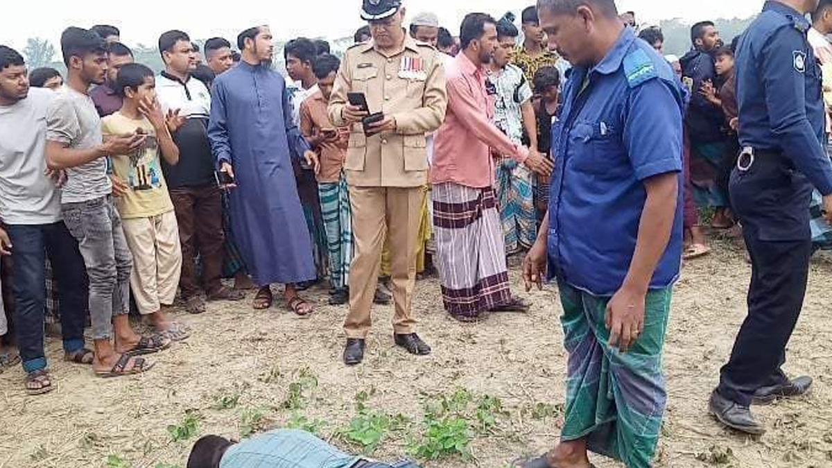 লক্ষ্মীপুরে সয়াবিন ক্ষেত থেকে যুবকের মরদেহ উদ্ধার