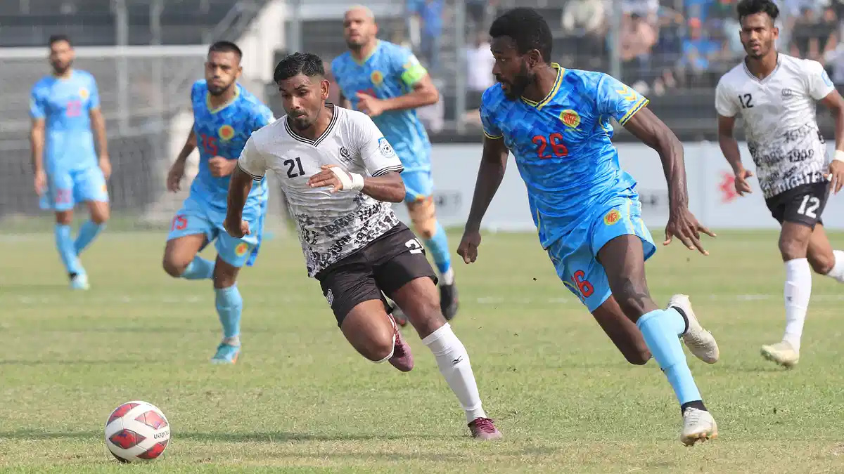 ‘ঢাকা ডার্বিতে’ আবাহনীকে হারালো মোহামেডান