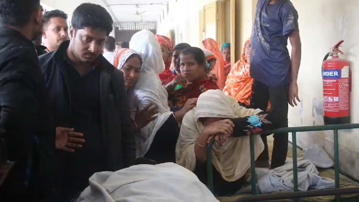 পাবনায় পূর্ব বিরোধের জেরে যুবককে ছুরিকাঘাতে হত্যার অভিযোগ