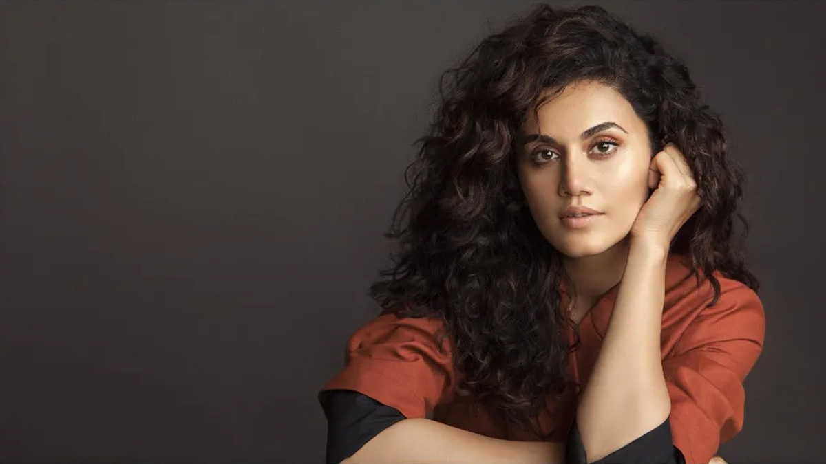 ১০ বছরের প্রেম, এবার বিয়ে করছেন তাপসী পান্নু