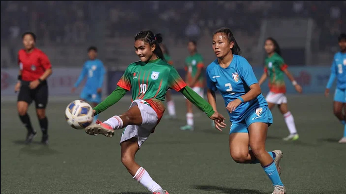 নাটকীয়তার পর বাংলাদেশ-ভারতকে সাফের যৌথ চ্যাম্পিয়ন ঘোষণা