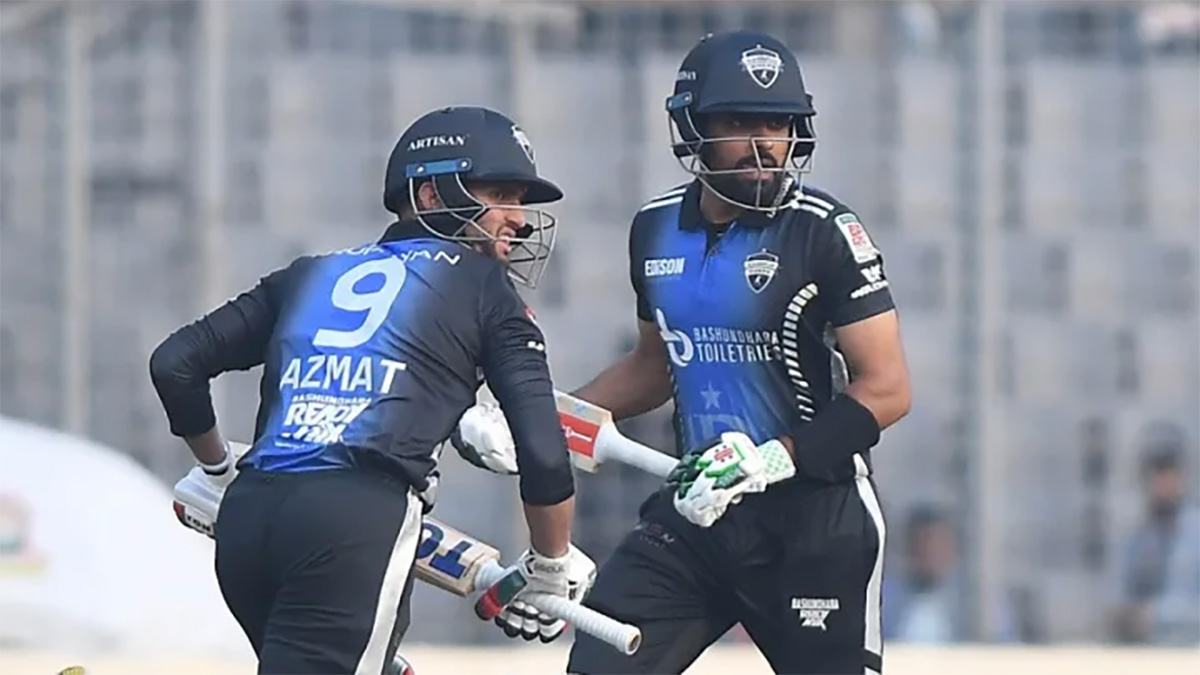 ঢাকায় বিপিএল, ব্যাট করছে রংপুর