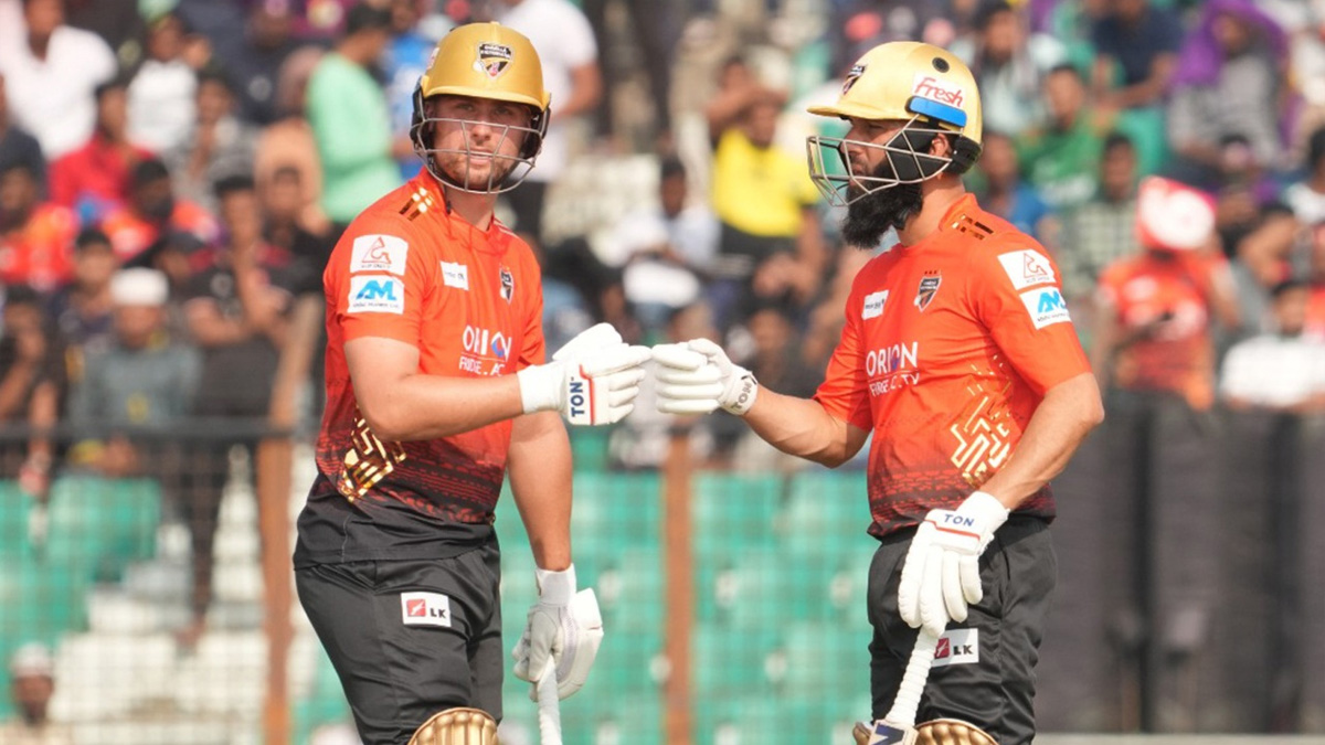 ২৯ ছক্কার ম্যাচে চট্টগ্রামকে ৭৩ রানে হারালো কুমিল্লা