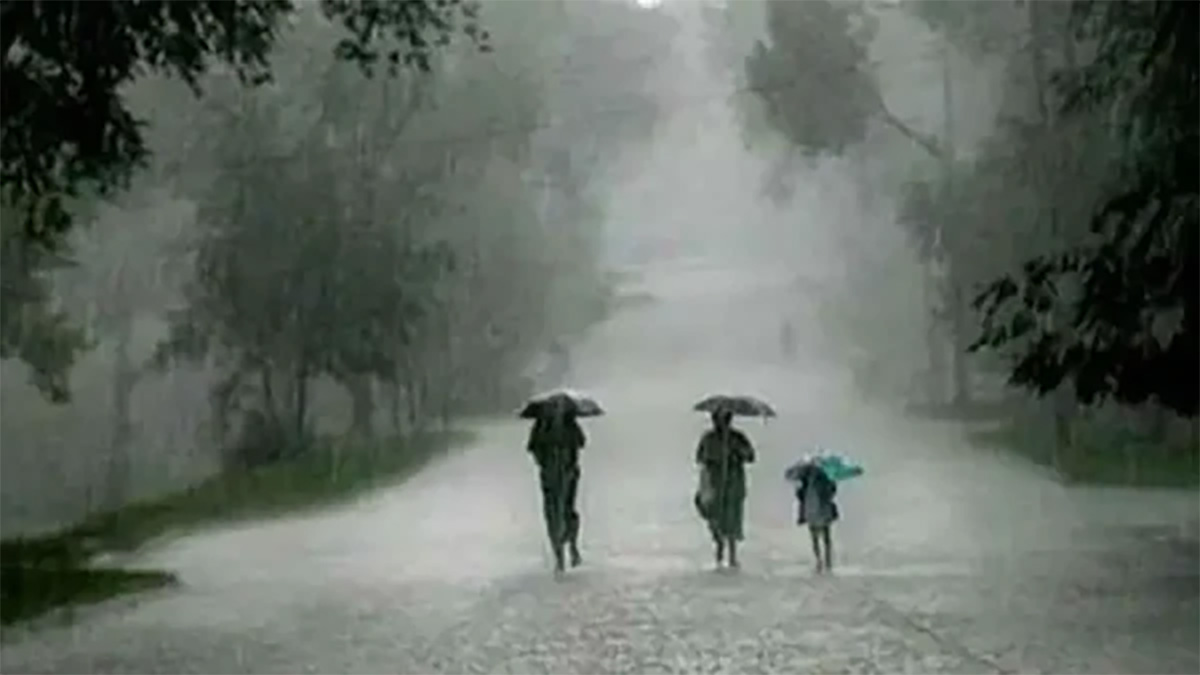 দেশের বিভিন্নস্থানে গুঁড়ি গুঁড়ি বৃষ্টি