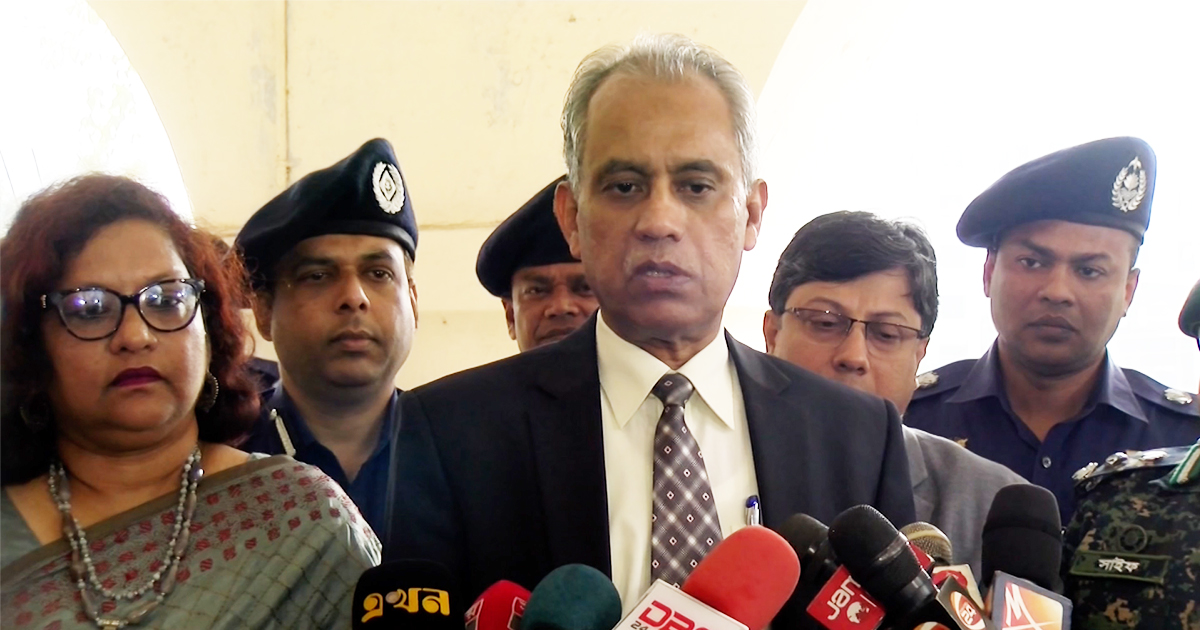 নির্বাচনী প্রক্রিয়ায় প্রার্থীদের কার্যক্রমে এনালগ পদ্ধতি থাকছে না: ইসি আলমগীর