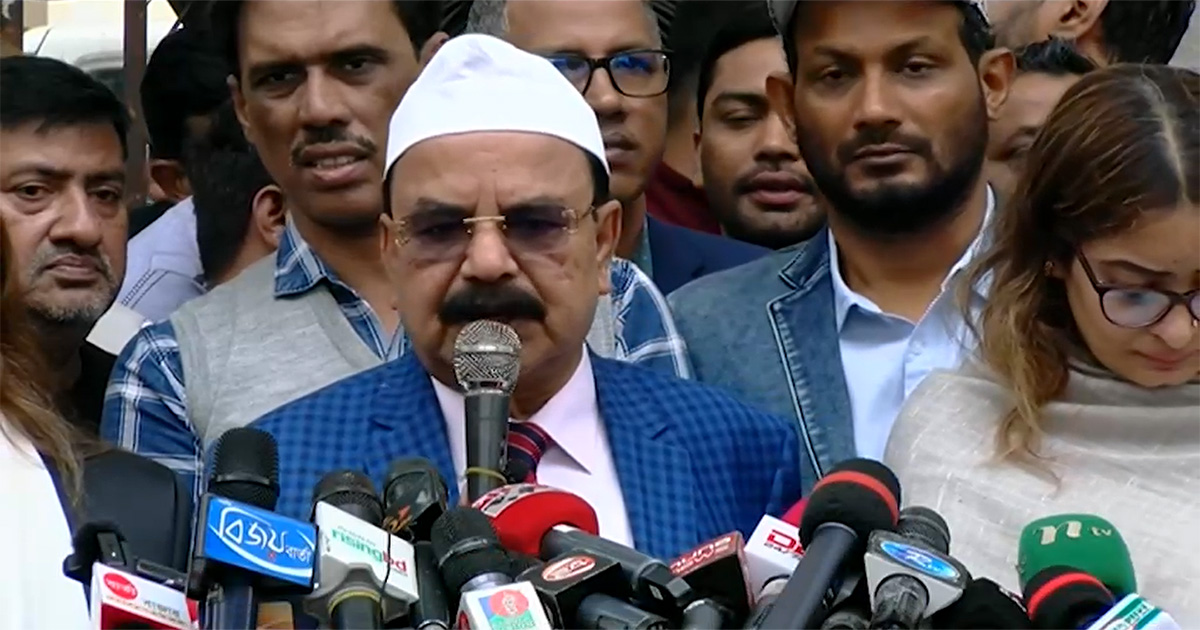 ‘যুদ্ধ যুদ্ধ’ নাটক করে তলে তলে অপকর্ম করার কৌশল সরকারের: গয়েশ্বর চন্দ্র রায়