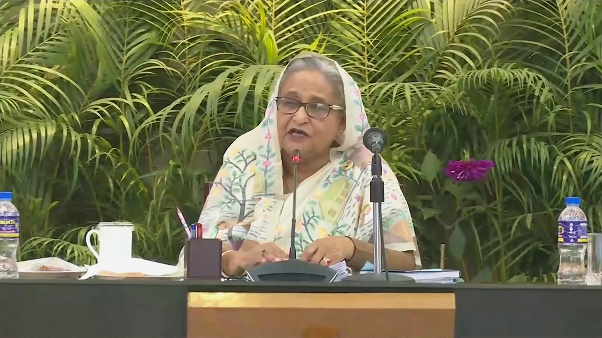 উন্নয়ন প্রকল্প নিয়ে অযথা কালক্ষেপণ করা যাবে না: প্রধানমন্ত্রী