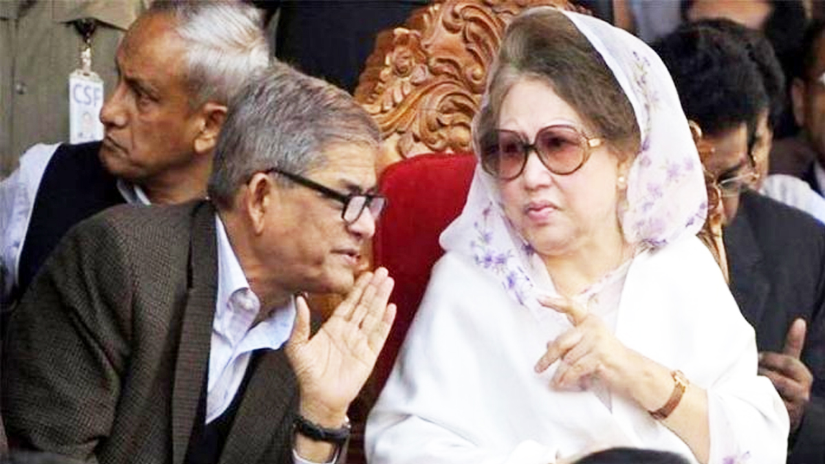খালেদা জিয়ার সাথে মির্জা ফখরুলের ঘণ্টাব্যাপী বৈঠক