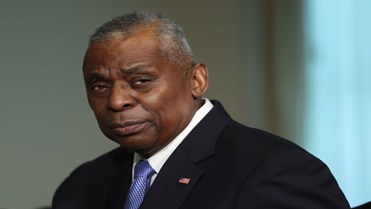 হাসপাতালে ভর্তি হলেন মার্কিন প্রতিরক্ষামন্ত্রী অস্টিন