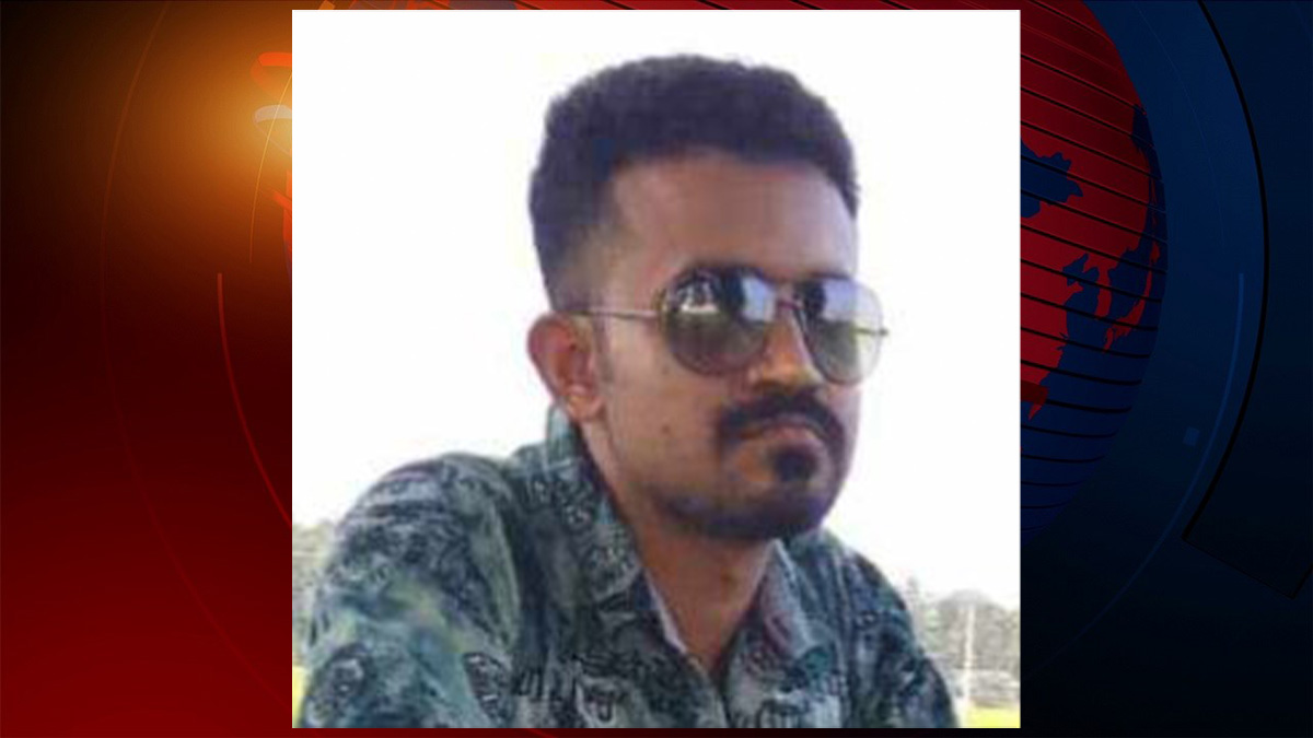 নেত্রকোনায় বাড়ি ফেরার সময় ট্রাকচাপায় মোটরসাইকেল আরোহী নিহত